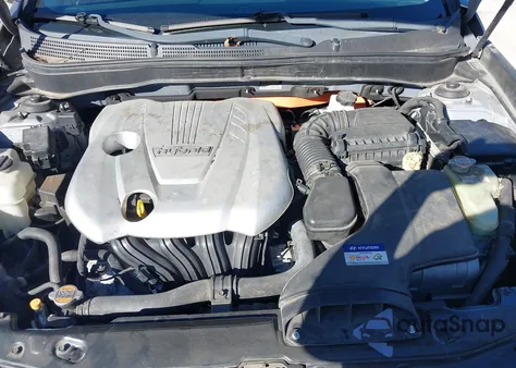 2011 Hyundai Sonata Hybrid z USA, uszkodzony, nr VIN KMHEC4A49BA000920